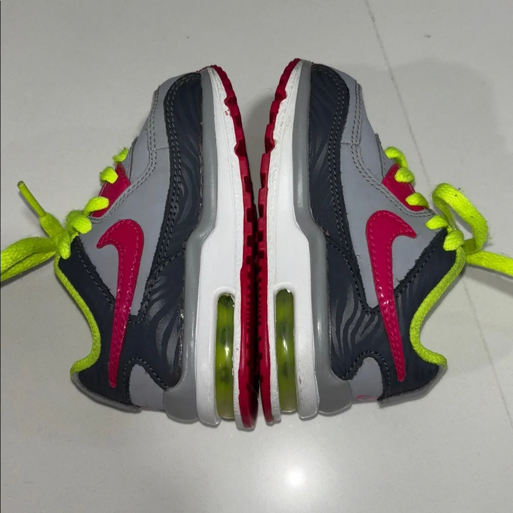Nike Airmax Pink Gray Green Casual Sneakers Tennis Shies Little Kids‎ Size 5